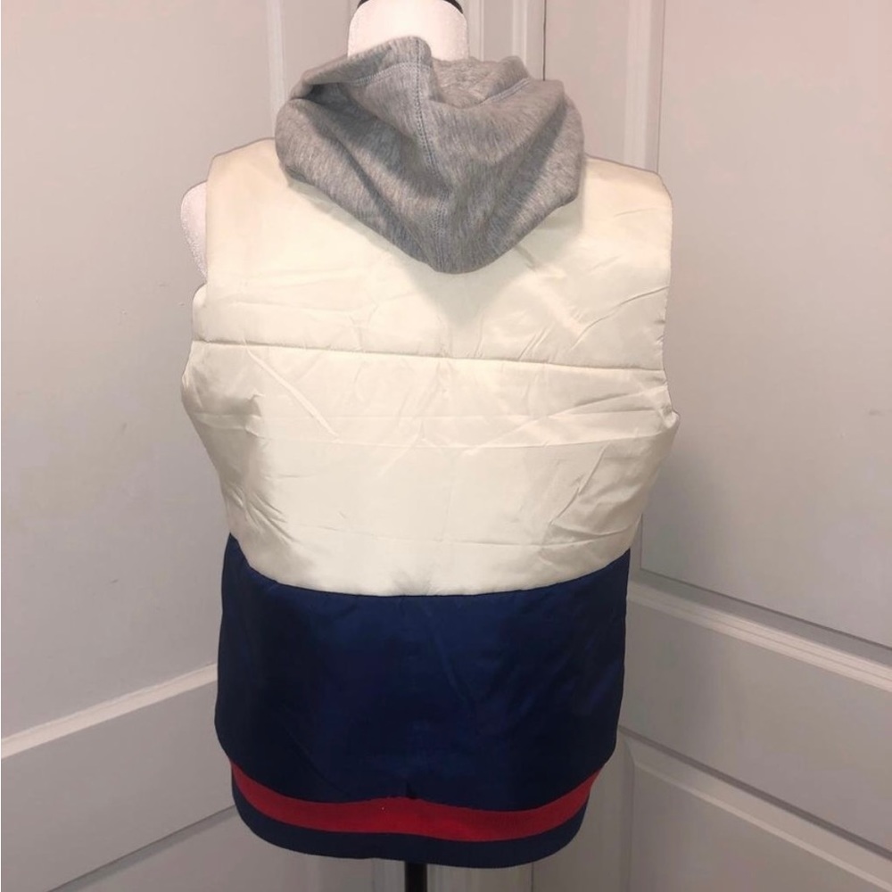 Champion hooded vest body warmer size M
